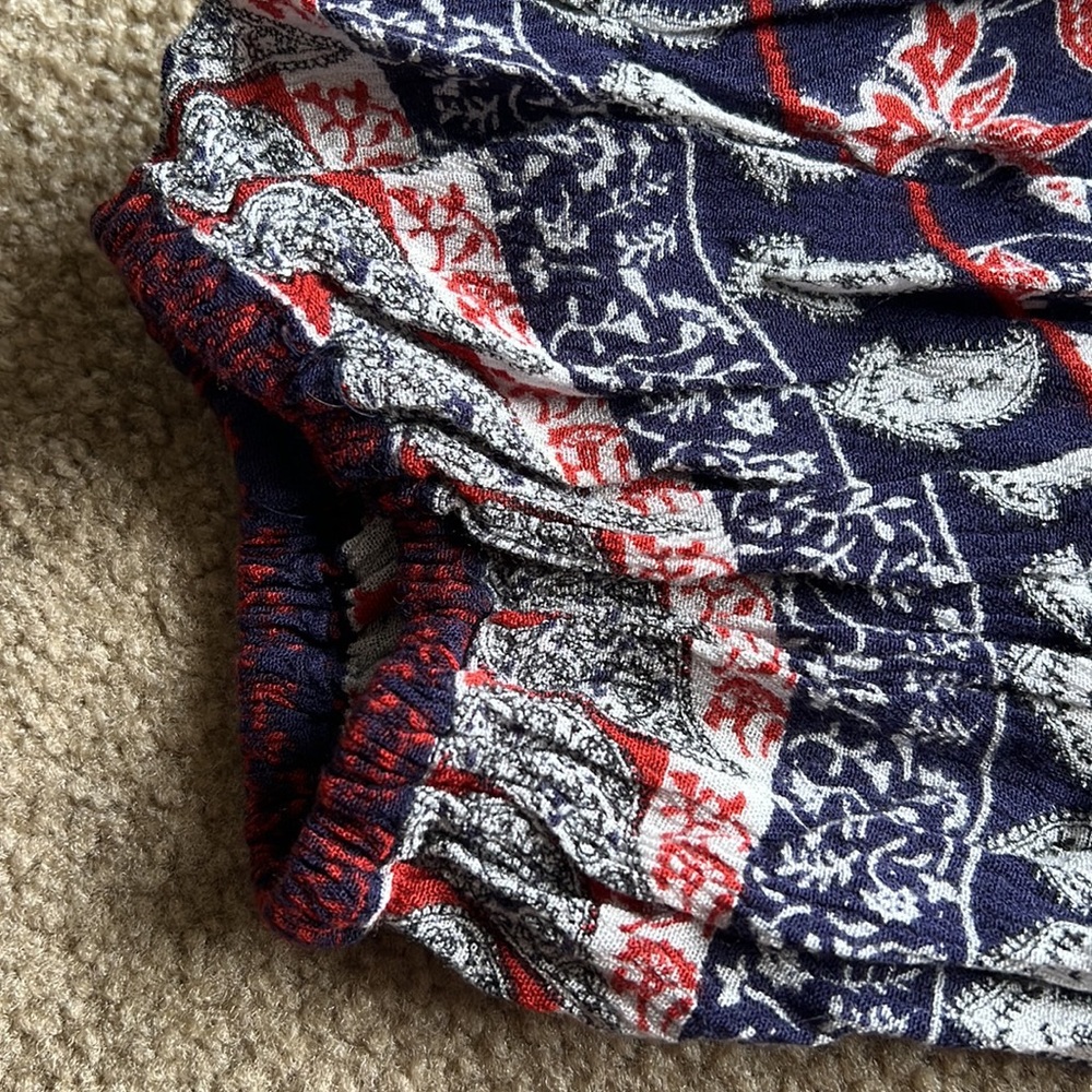 Peek a boo open shoulder blouse - Picture 5 of 5